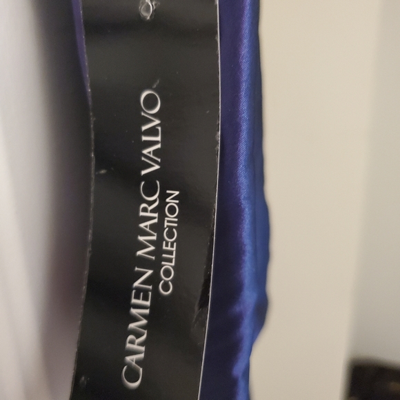 Formal maxi dress - Picture 2 of 4